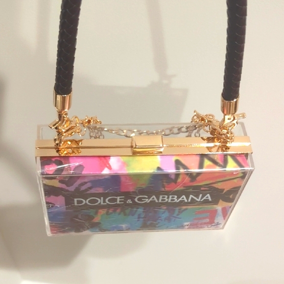 SOLD | Dolce & Gabbana 🌈 Upcycled Paper Shopping Bag Novelty Clutch (Rare) - Picture 6 of 10
